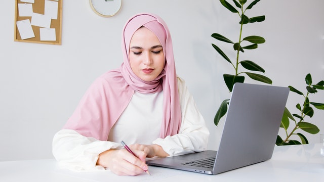 Usaha Menurut Islam