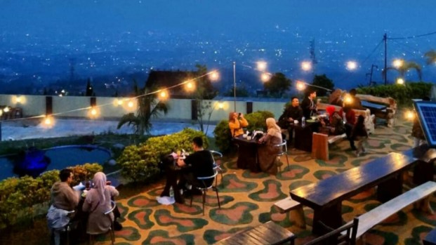 Wisata Malam di Bandung