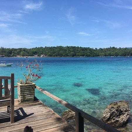 Pantai di Indonesia