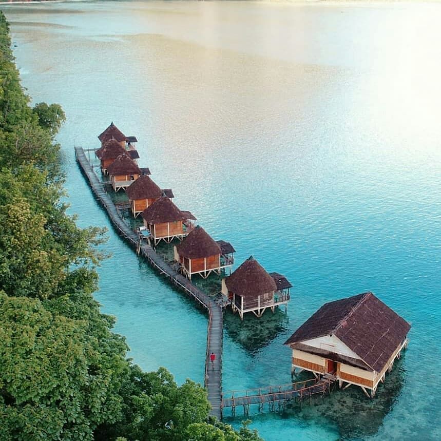 Pantai di Indonesia