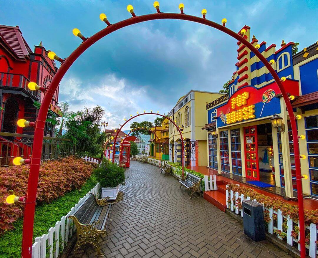 7 Tempat Wisata di Bandung Terbaru dan Terfavorit 2020