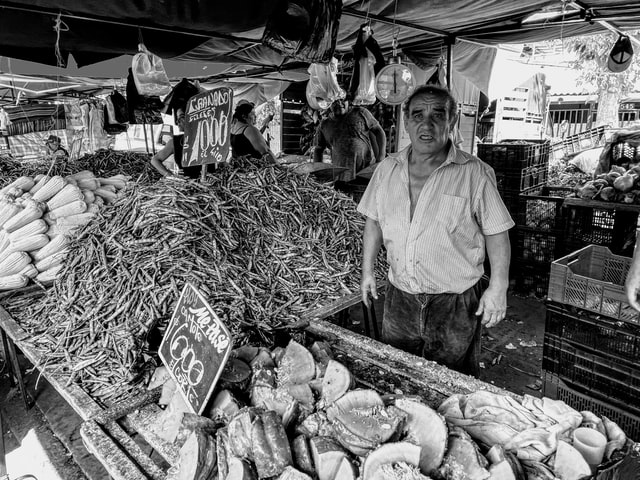 transaksi jual beli