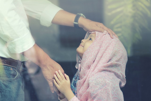 Hukum Memberi Uang Jajan