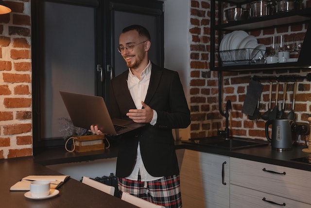 virtual assistant